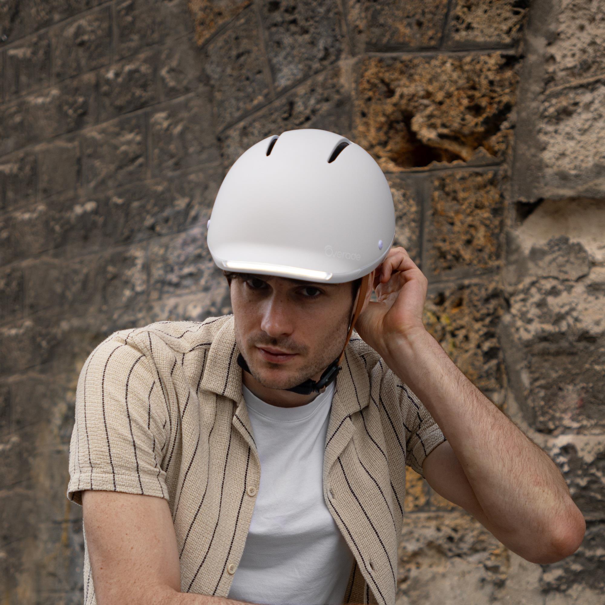 Overade LIFE - Casque Vélo Lumineux avec Clignotants